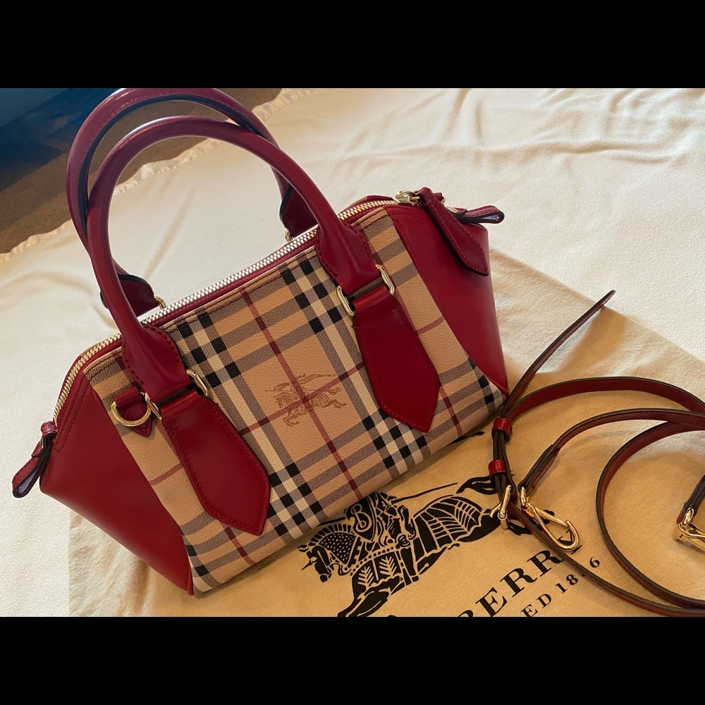 BURBERRY HANDBAG